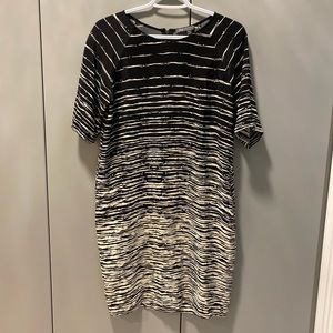 Vince silk black and white dress. Size small.